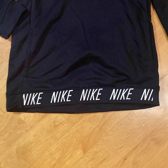Nike girls sweatshirt - Picture 2 of 6